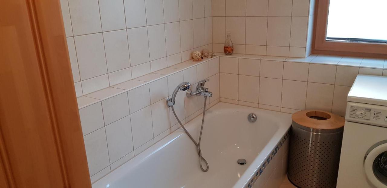 Tipp - Halle Idyllisch Am Fluss * Krollwitz